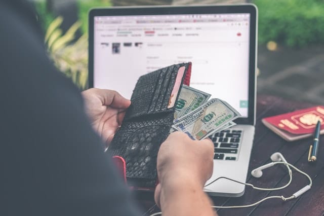Cómo ganar dinero desde casa por Internet Cómo ganar dinero desde casa por Internet